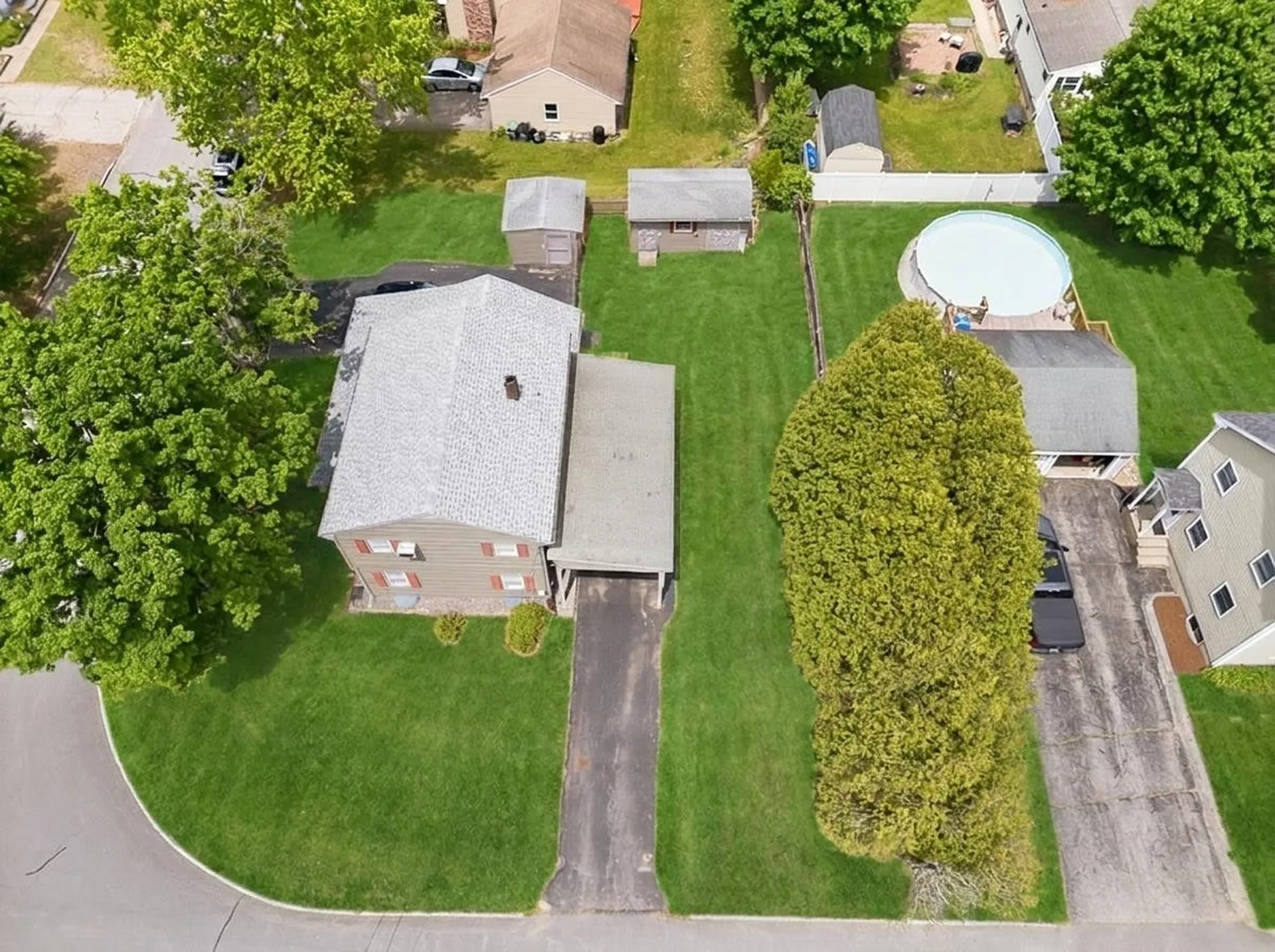 44 Sherwood Meadows Drive Pembroke NH 03275