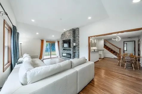 44 Sherwood Meadows Drive Pembroke NH 03275