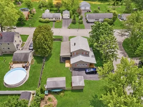 44 Sherwood Meadows Drive Pembroke NH 03275