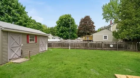 44 Sherwood Meadows Pembroke NH 03275