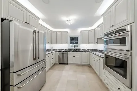 44 Sherwood Meadows Drive Pembroke NH 03275