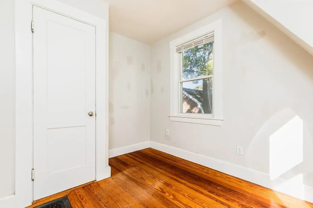 23 Concord Way Portsmouth NH 03801