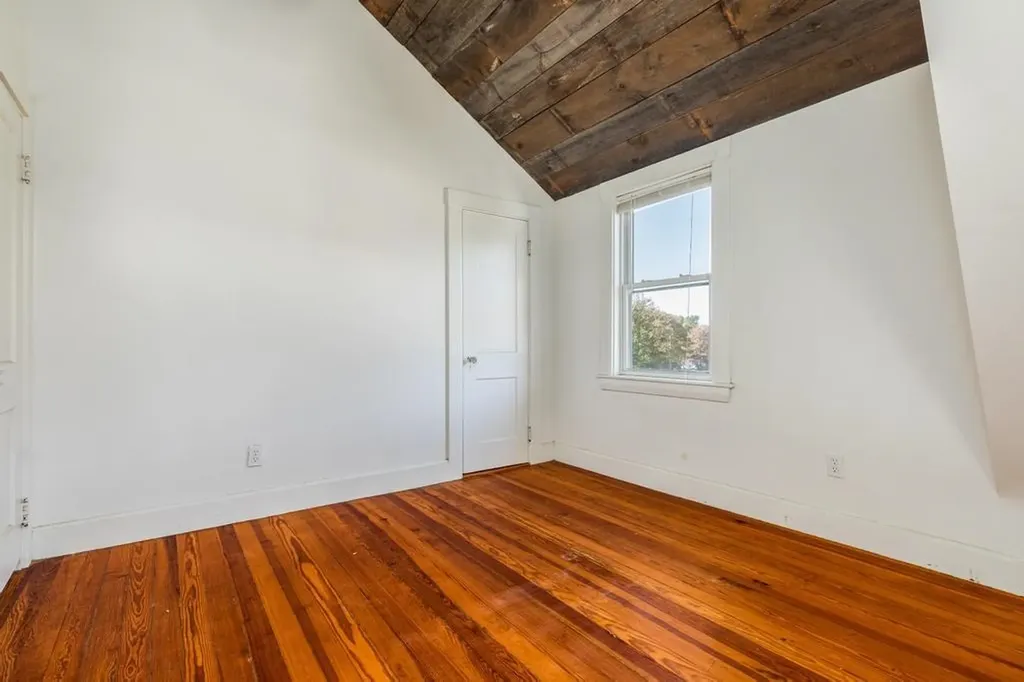 23 Concord Way Portsmouth NH 03801