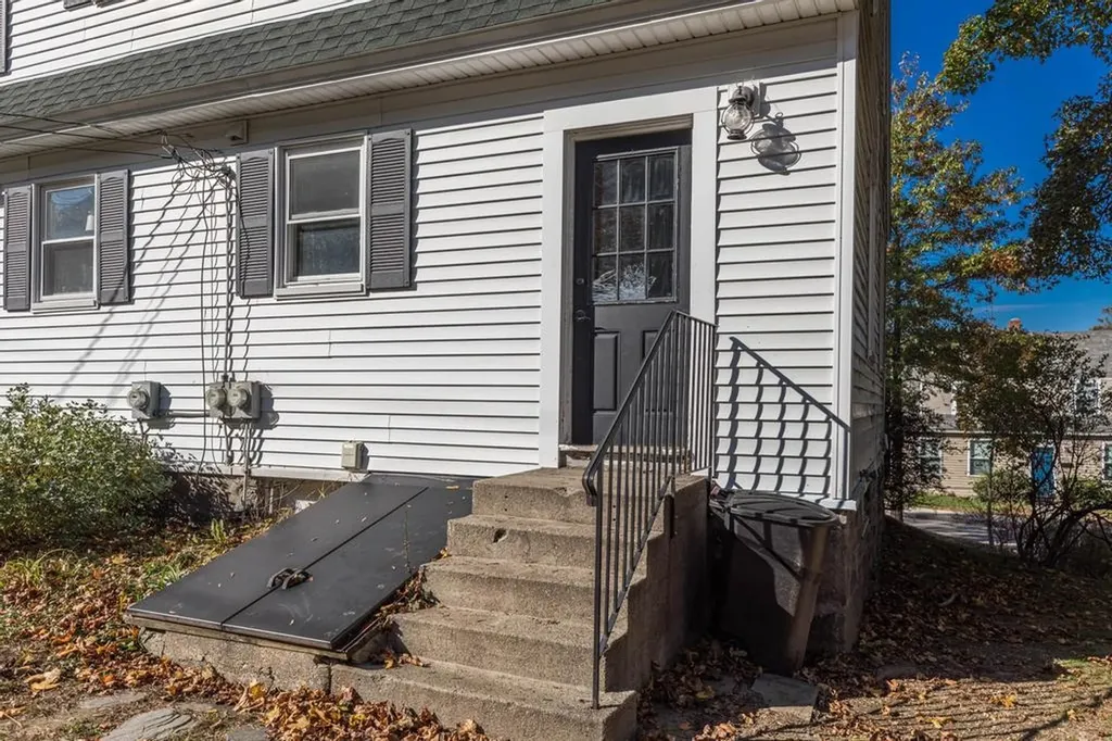 23 Concord Way Portsmouth NH 03801