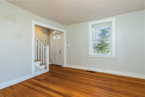 23 Concord Way Portsmouth NH 03801