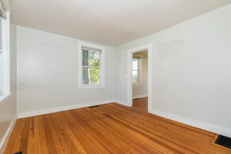 23 Concord Way Portsmouth NH 03801