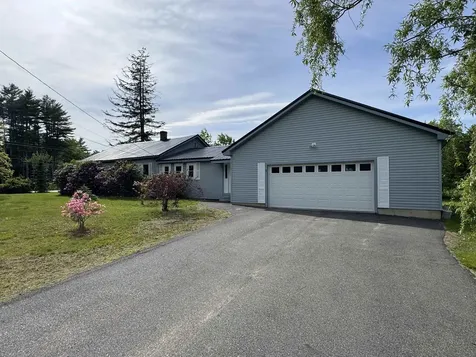 1 Circle Drive Boscawen NH 03303