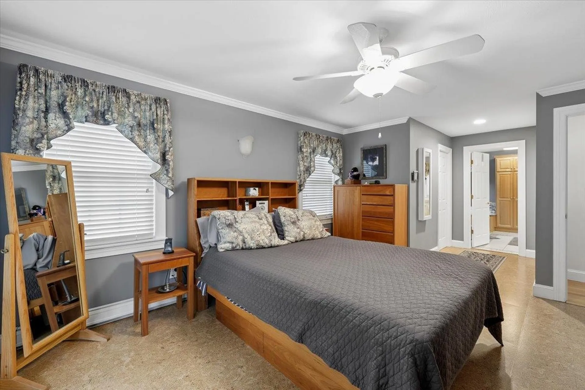 6 Acacia Street Merrimack NH 03054