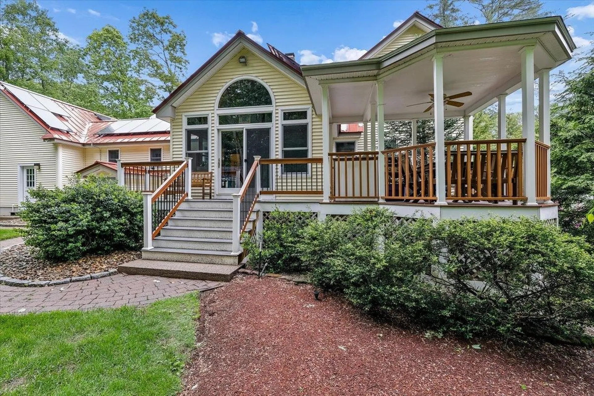 6 Acacia Street Merrimack NH 03054