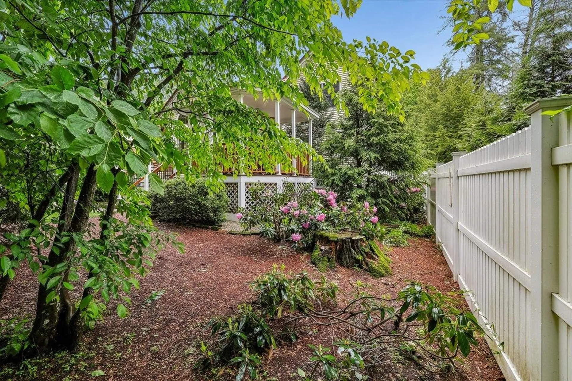 6 Acacia Street Merrimack NH 03054