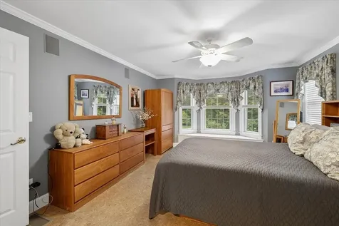 6 Acacia Street Merrimack NH 03054
