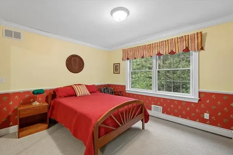 6 Acacia Street Merrimack NH 03054