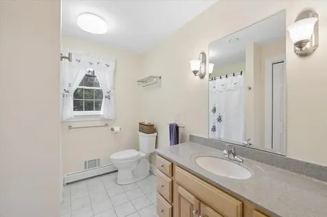 6 Acacia Street Merrimack NH 03054