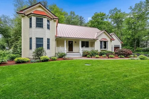 6 Acacia Street Merrimack NH 03054