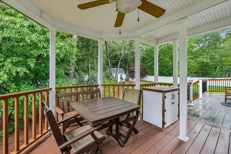 6 Acacia Street Merrimack NH 03054