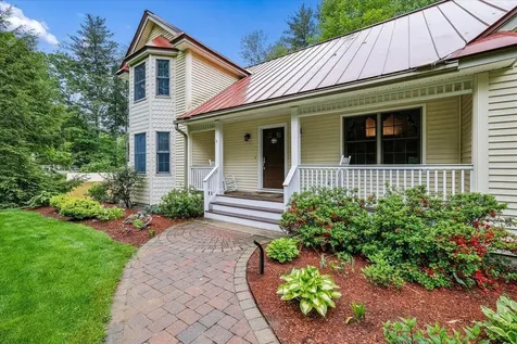 6 Acacia Street Merrimack NH 03054