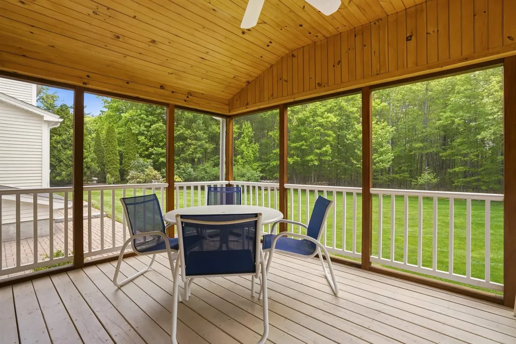 6 Klara Drive Merrimack NH 03054