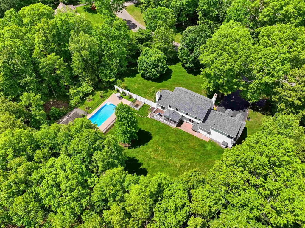 6 Klara Drive Merrimack NH 03054
