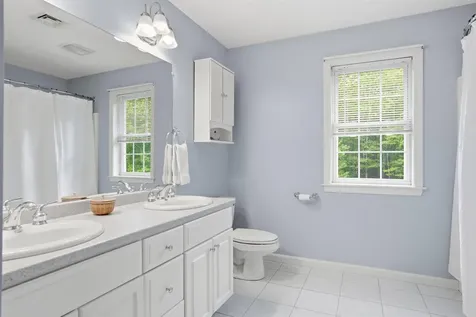 6 Klara Drive Merrimack NH 03054