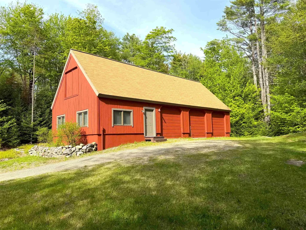28 Wildwood Drive Grantham NH 03753