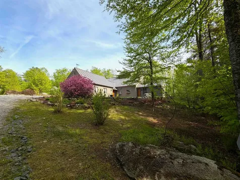 28 Wildwood Drive Grantham NH 03753