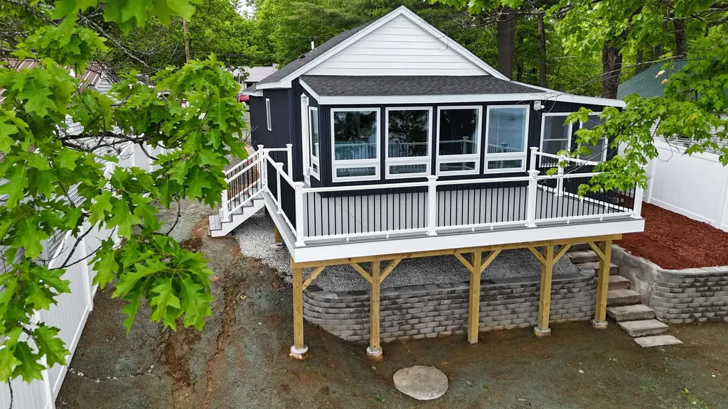 14 Glines Park Road Northfield NH 03276