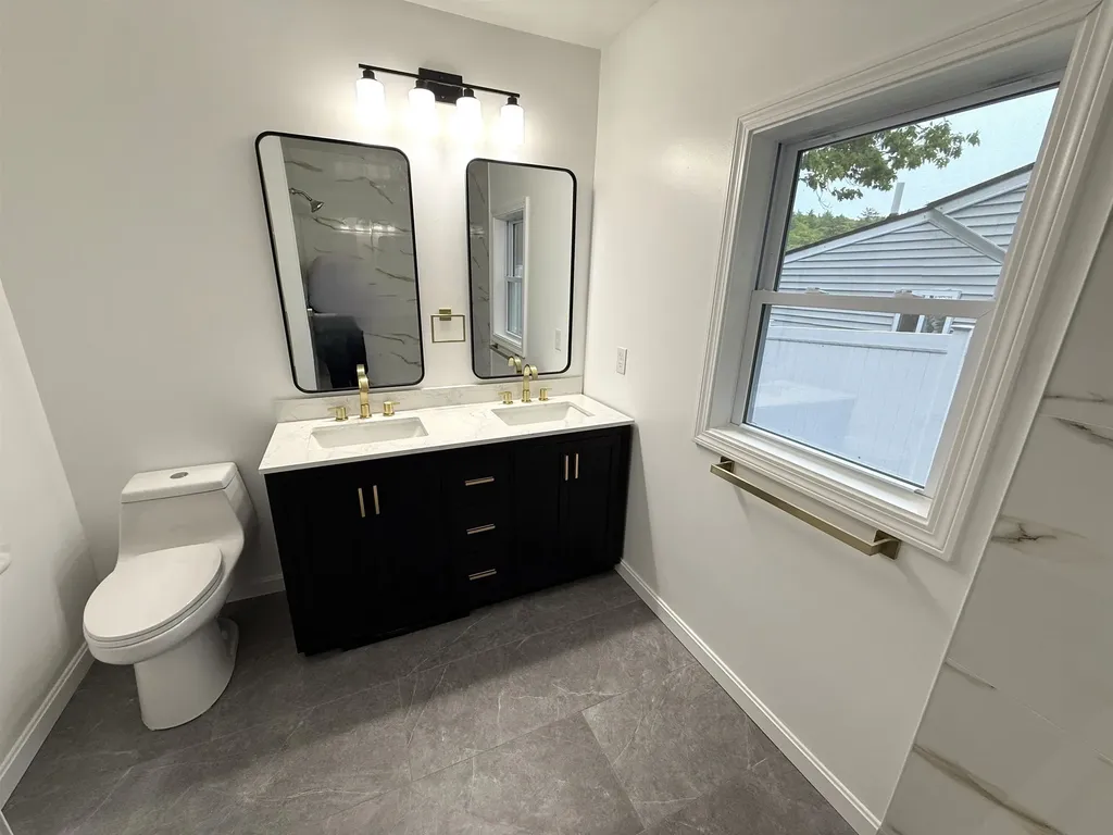 14 Glines Park Road Northfield NH 03276