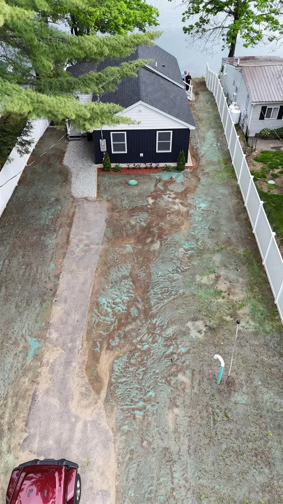 14 Glines Park Road Northfield NH 03276