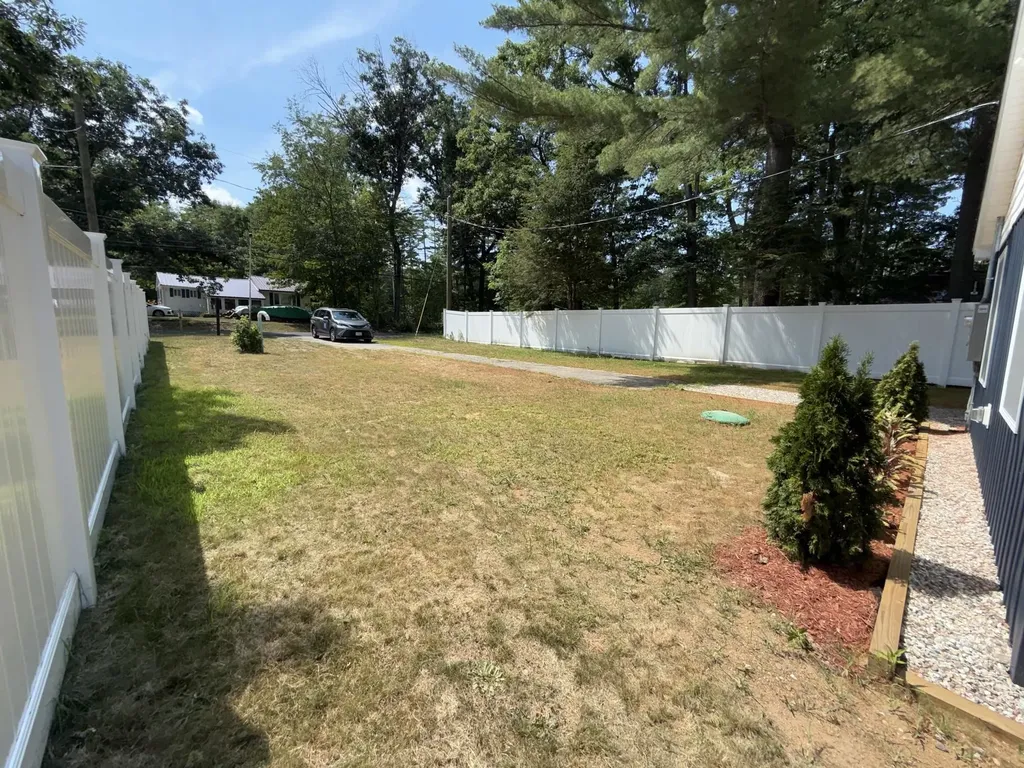 14 Glines Park Road Northfield NH 03276