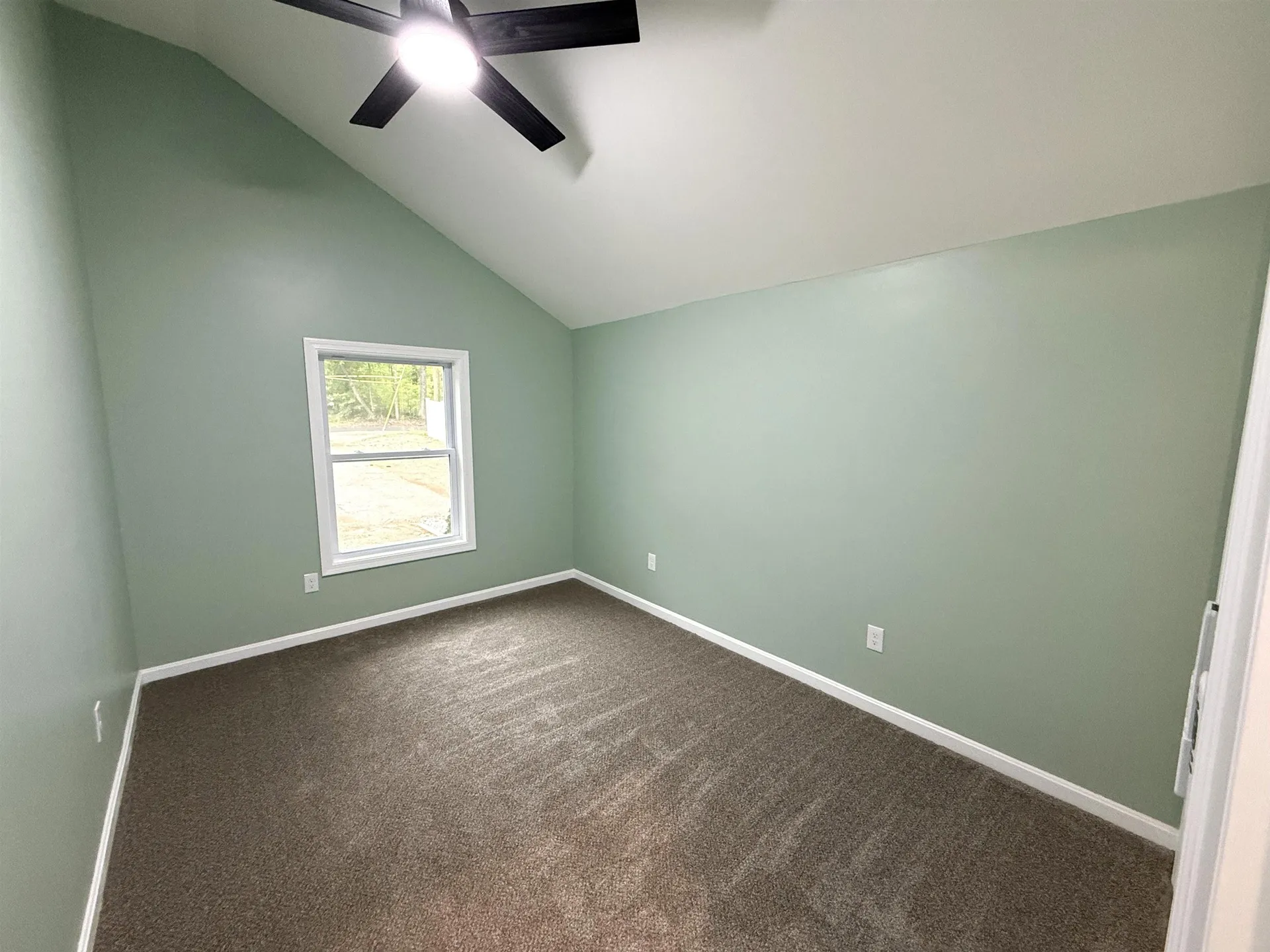 14 Glines Park Road Northfield NH 03276