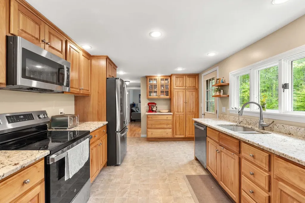 52 Pinkham Road Lee NH 03861