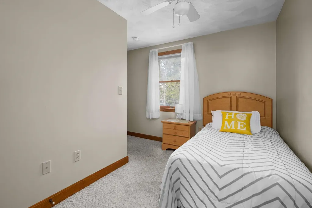 31 Highland Avenue York ME 03909