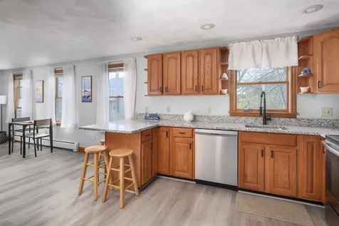 31 Highland Avenue York ME 03909