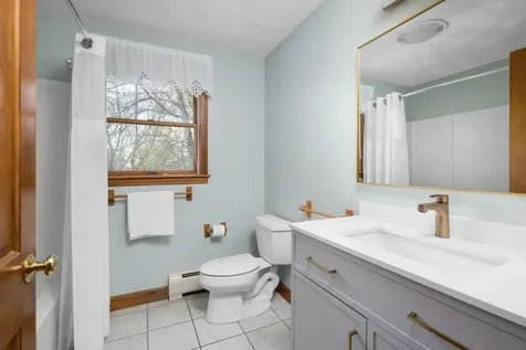 31 Highland Avenue York ME 03909