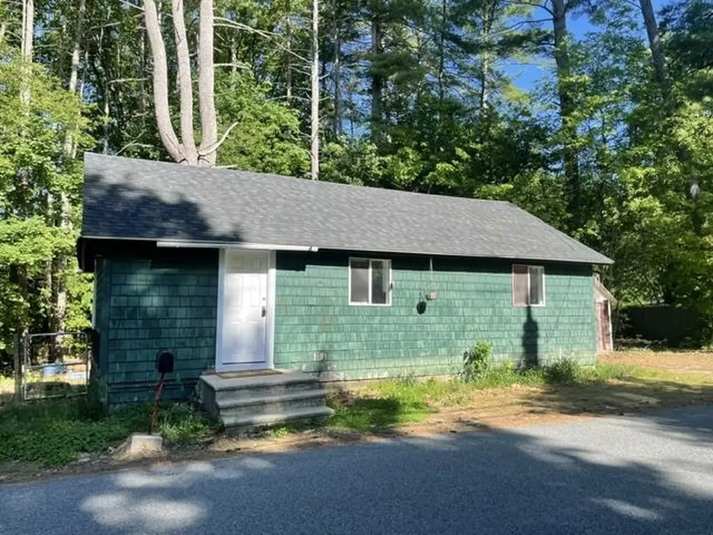 11 Wilson Pond Road Swanzey NH 03431