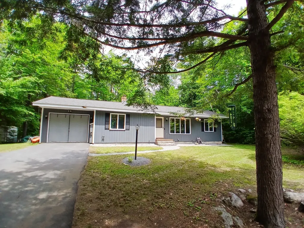67 South Brook Circle Newbury NH 03255