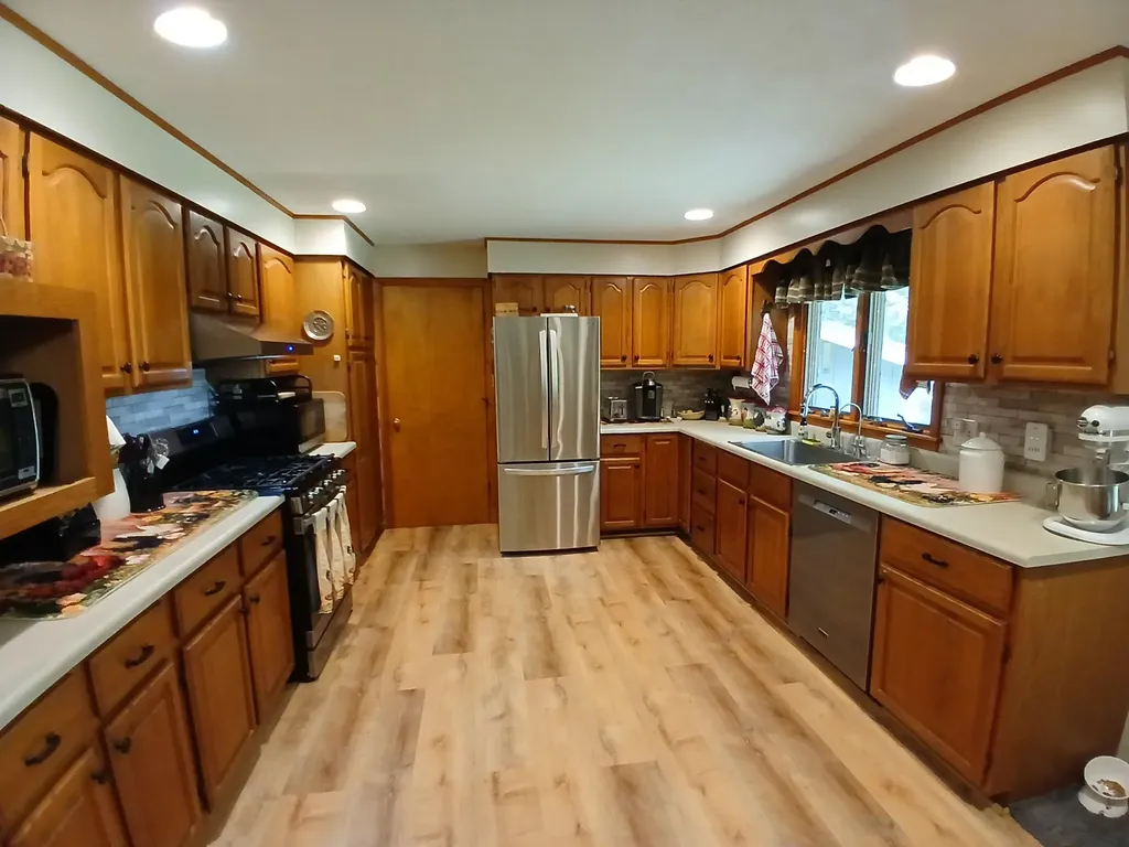 67 South Brook Circle Newbury NH 03255