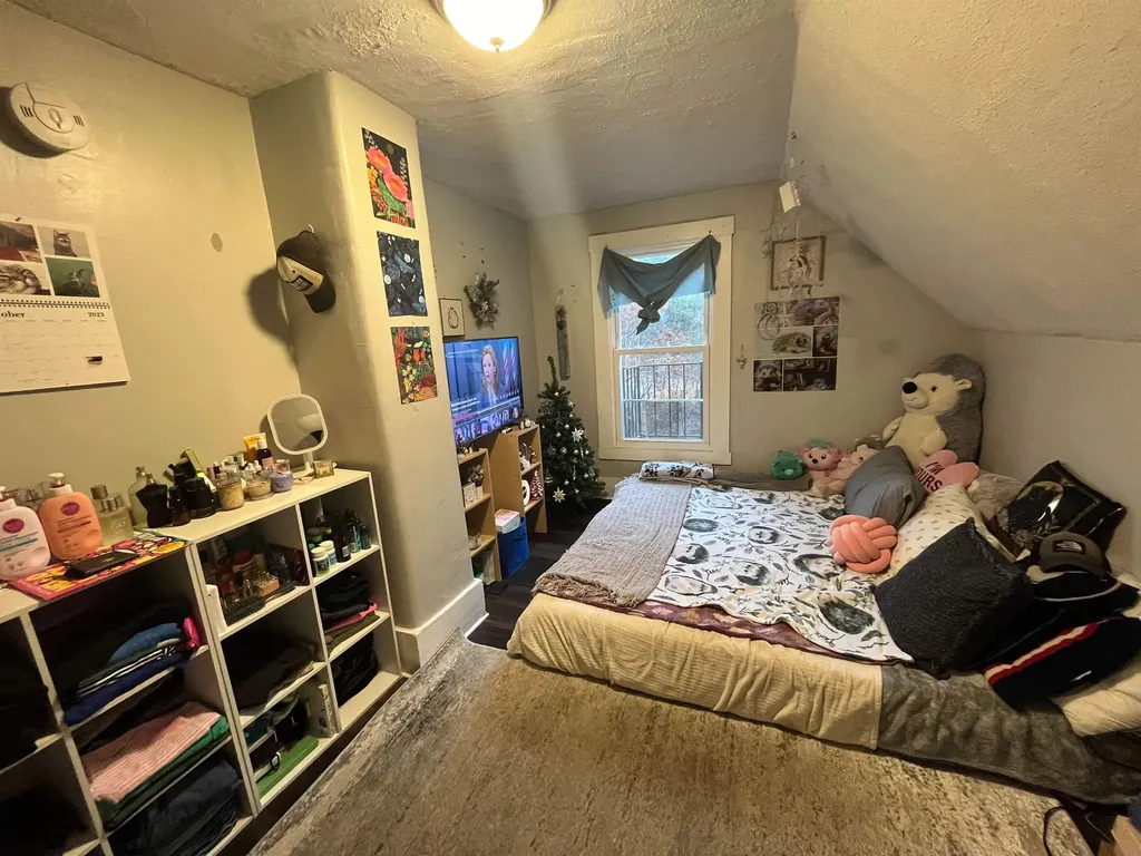 261 Union Avenue Laconia NH 03264