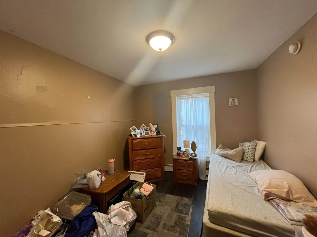 261 Union Avenue Laconia NH 03264