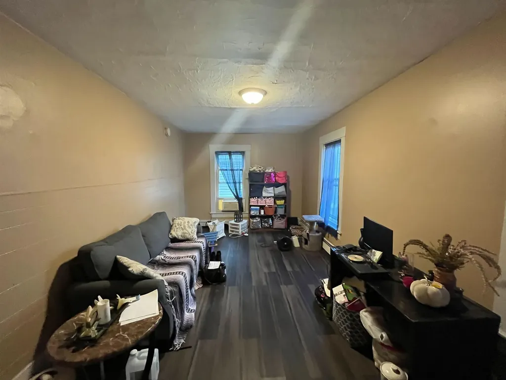 261 Union Avenue Laconia NH 03264