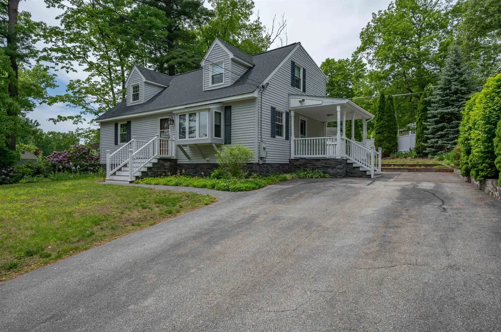 192 Searles Road Nashua NH 03062