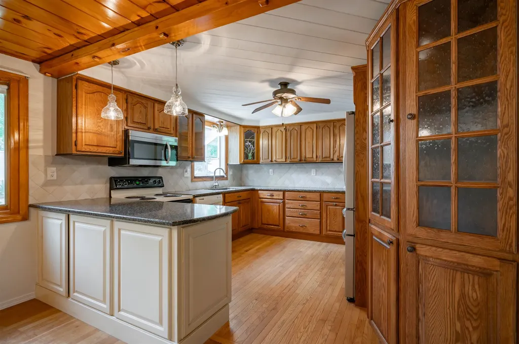 192 Searles Road Nashua NH 03062