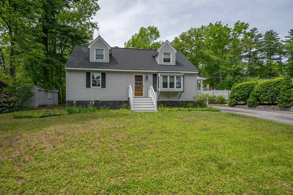 192 Searles Road Nashua NH 03062