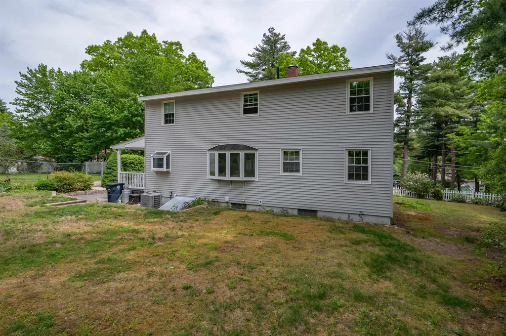 192 Searles Road Nashua NH 03062