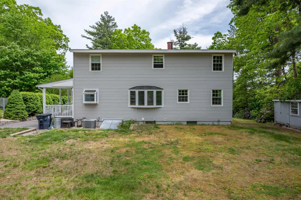 192 Searles Road Nashua NH 03062