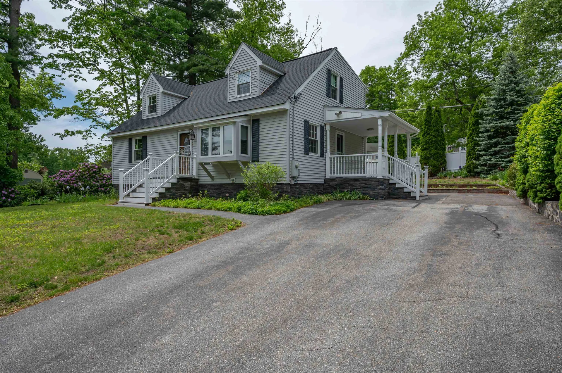 192 Searles Road Nashua NH 03062
