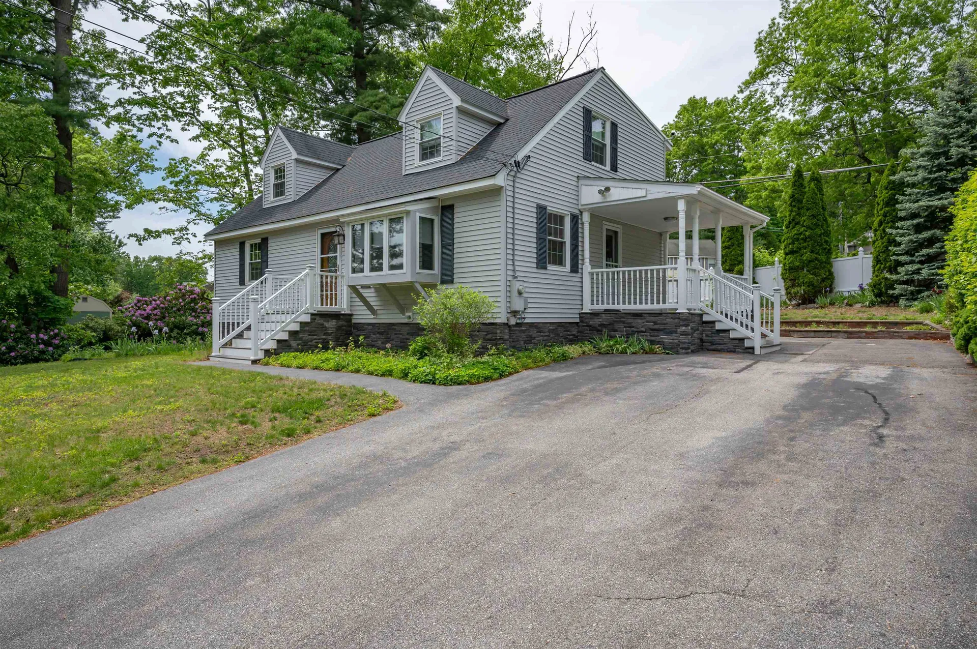 192 Searles Road Nashua NH 03062