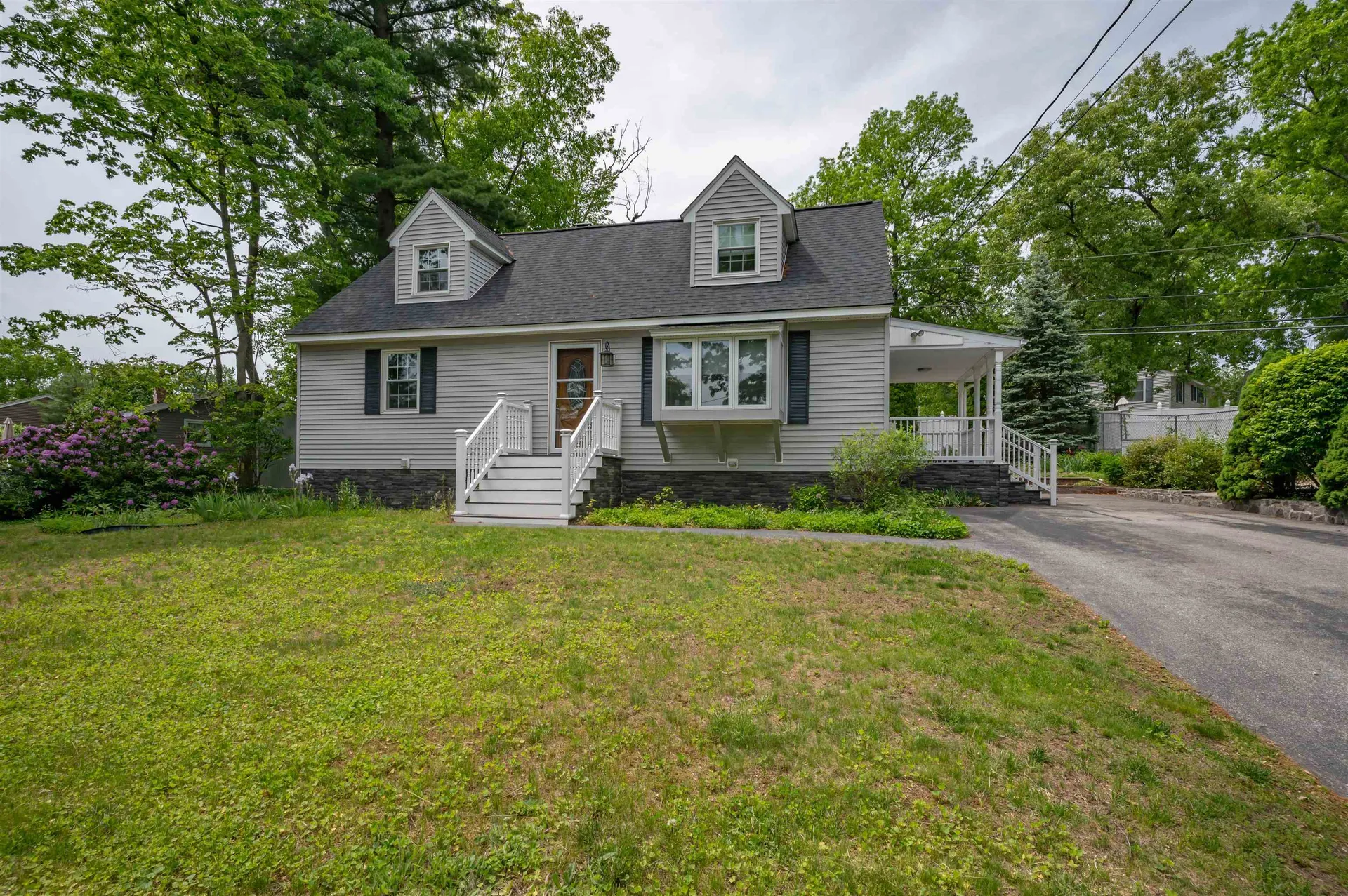 192 Searles Road Nashua NH 03062