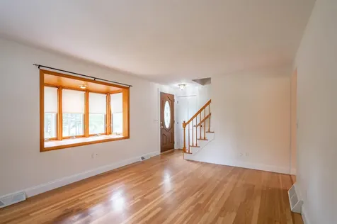 192 Searles Road Nashua NH 03062