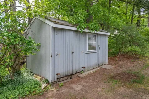 192 Searles Road Nashua NH 03062